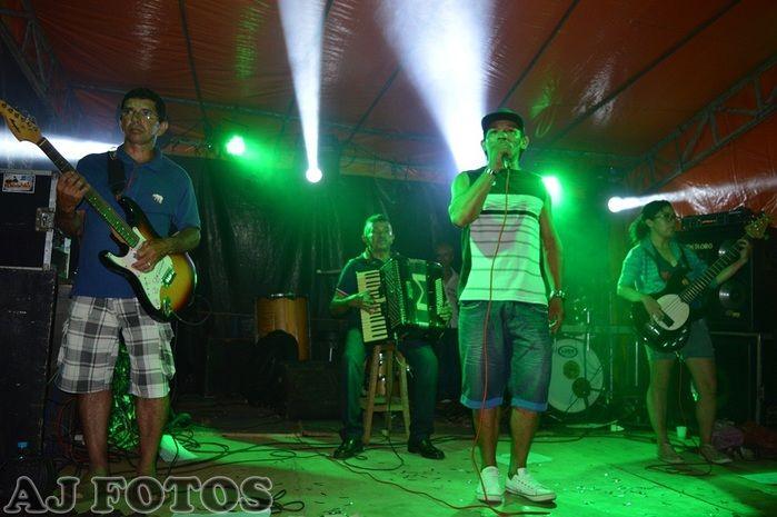 Carnaval contagia foliões. - Imagem 33