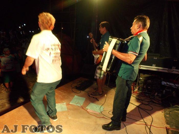 Carnaval contagia foliões. - Imagem 54