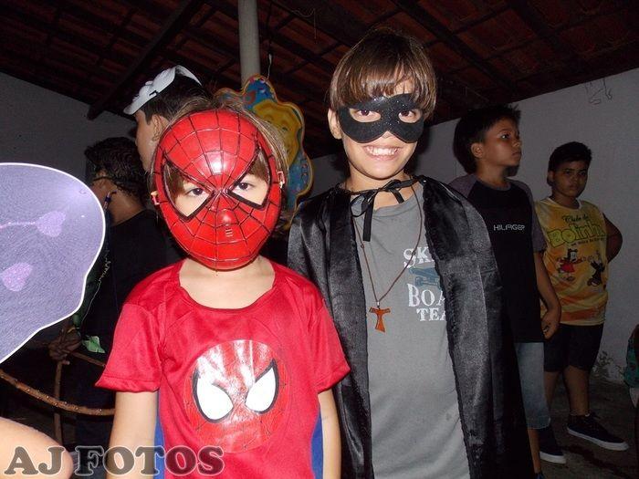 Prefeitura realiza carnaval para as crianças. - Imagem 49