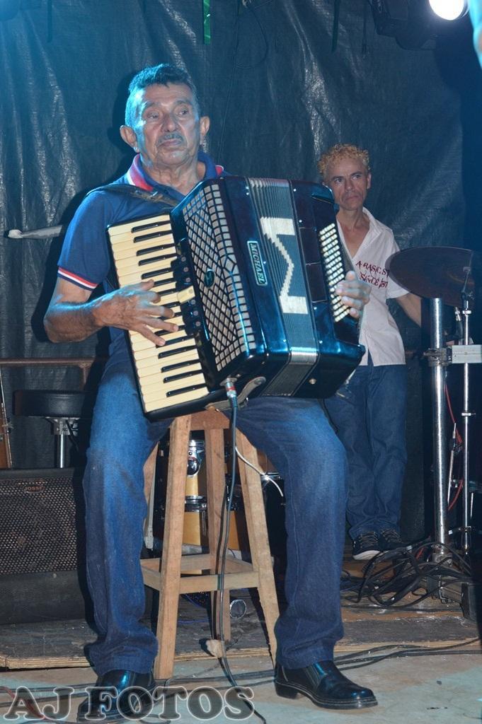 Carnaval contagia foliões. - Imagem 34