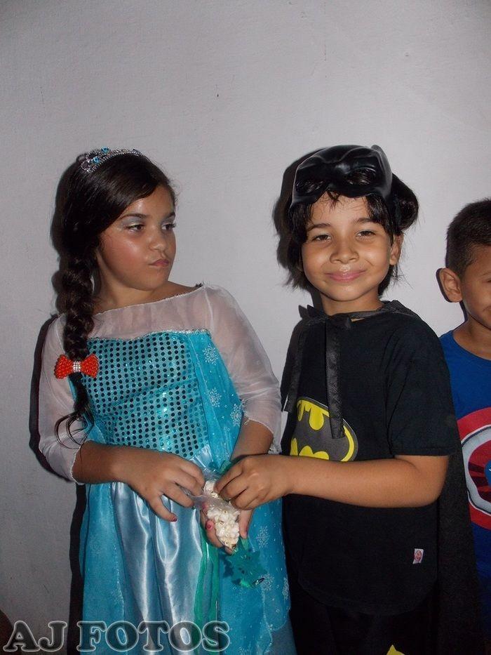 Prefeitura realiza carnaval para as crianças. - Imagem 15