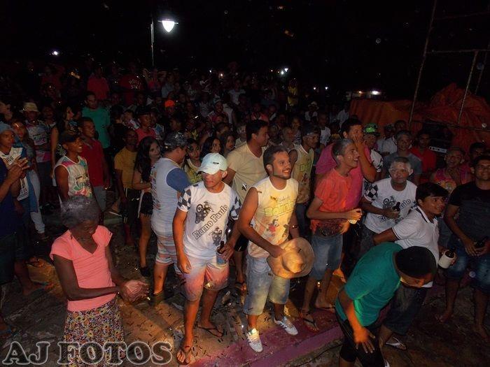 Carnaval contagia foliões. - Imagem 86