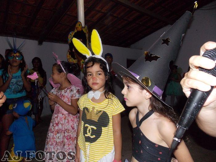 Prefeitura realiza carnaval para as crianças. - Imagem 65