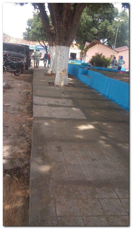 Prefeitura de Inhuma realiza serviço de conservação das Praças  - Imagem 4