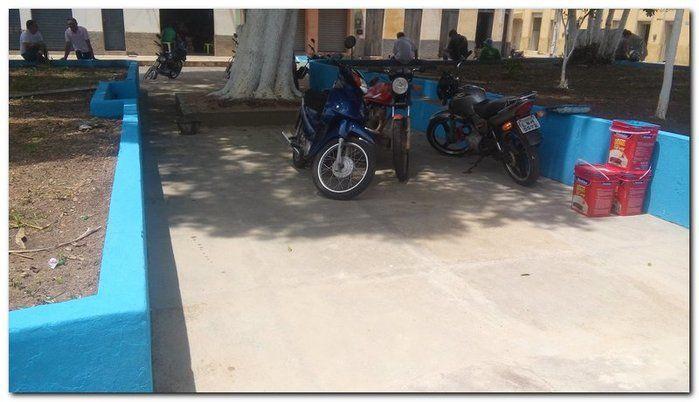 Prefeitura de Inhuma realiza serviço de conservação das Praças  - Imagem 12