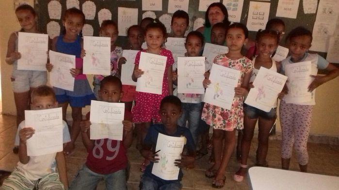 Alunos Homenageiam as Mulheres  - Imagem 4