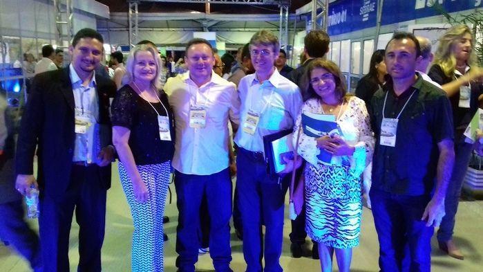 Prefeito Valmir Barbosa, e equipe buscam parcerias no Congresso - Imagem 83