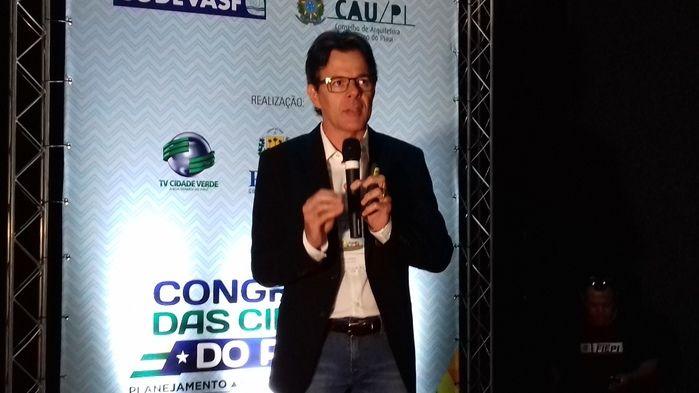 Prefeito Valmir Barbosa, e equipe buscam parcerias no Congresso - Imagem 49