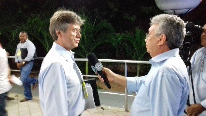Prefeito Valmir Barbosa, e equipe buscam parcerias no Congresso - Imagem 86