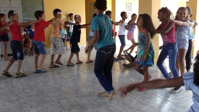 Escola municipal comemora o Carnaval - Imagem 5