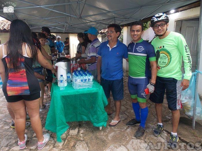 Centenas de ciclistas participaram da realização do II Cicloturismo - Imagem 16