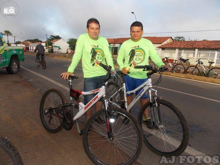 Centenas de ciclistas participaram da realização do II Cicloturismo - Imagem 26