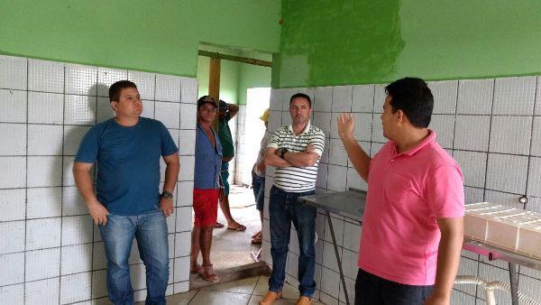 Secretária de saúde Bruna Lara solicita reforma do matadouro - Imagem 3