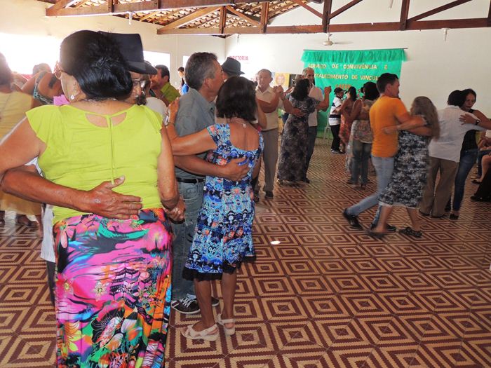 Idosos lotam encontro da Melhor Idade  - Imagem 11