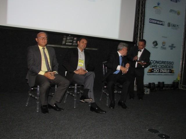 Dr.Zé Maria e Equipe Participam do Congresso das Cidades - Imagem 8