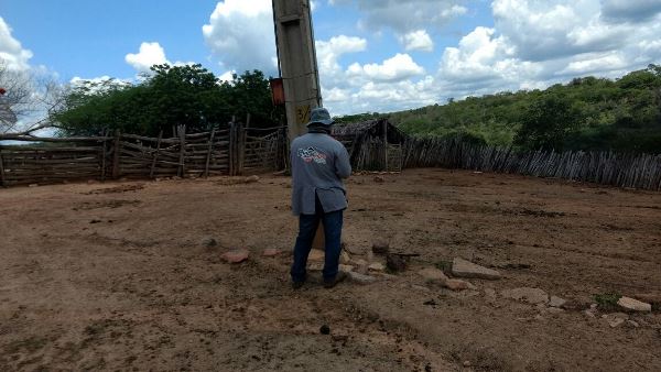 Prefeito visita localidades onde estão prevista obras de Melhorias - Imagem 10