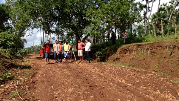 Prefeito visita localidades onde estão prevista obras de Melhorias - Imagem 3
