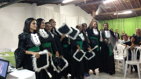 Prefeito Tairo Mesquita participa de formatura em Oeiras - Imagem 4