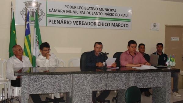 Audiência pública sobre o matadouro é realizada em Santo Inácio     - Imagem 13