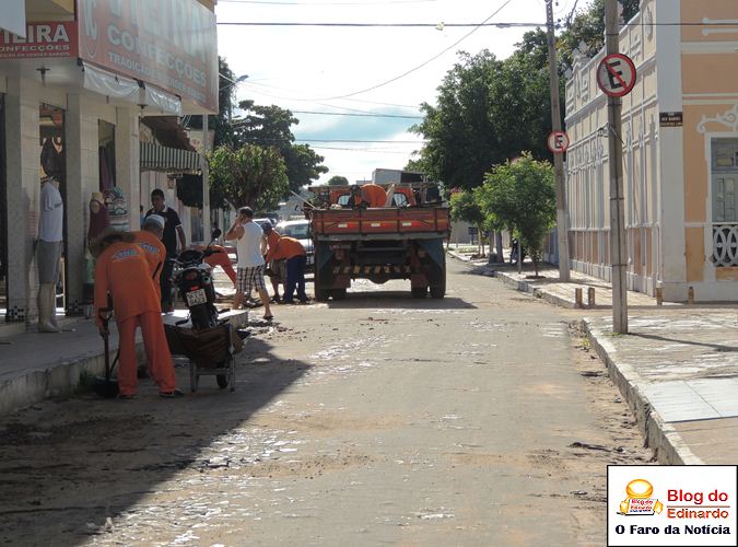 Município intensifica limpeza em toda cidade - Imagem 4