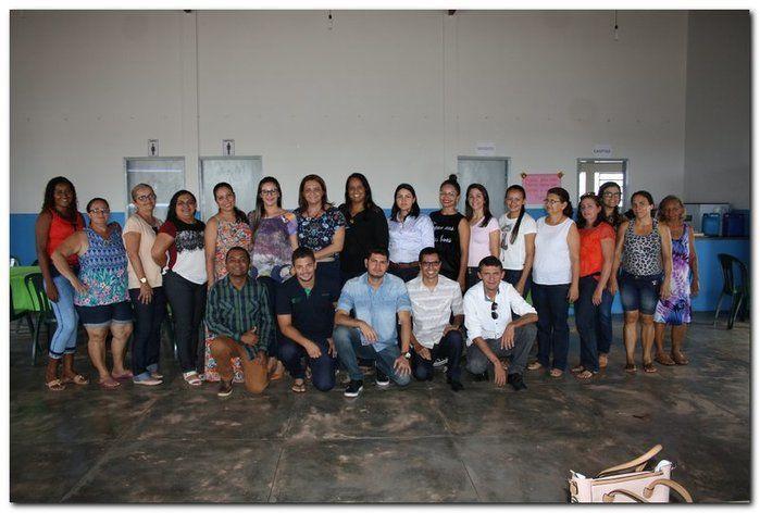 Secretária de Assistência Social reúne técnicos em capacitação - Imagem 15