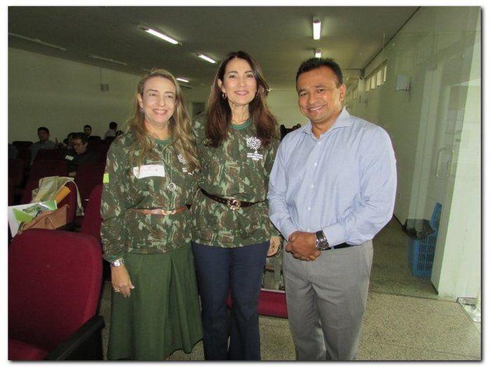 Prefeito de Inhuma participa de plenária realizada por Secretaria  - Imagem 5