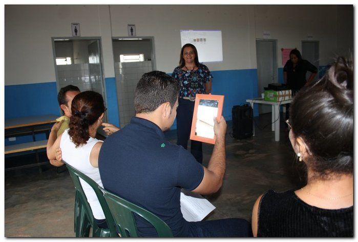 Secretária de Assistência Social reúne técnicos em capacitação - Imagem 1