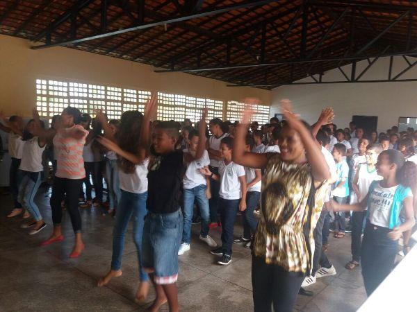 Ano letivo tem início em Santo Inácio com presença de pais  - Imagem 13