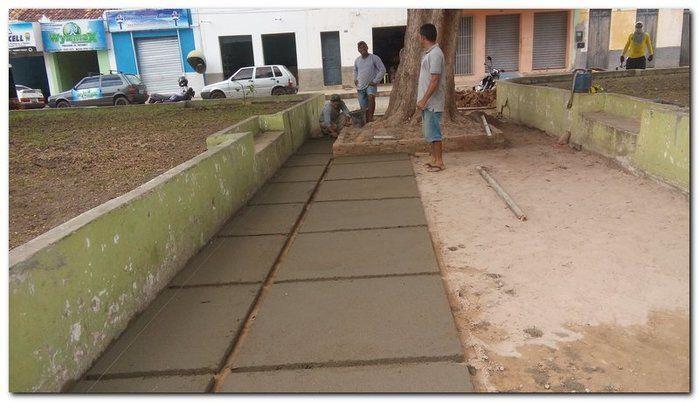Praça Monsenhor está sendo reformada - Imagem 8