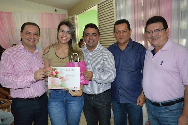 Secretaria de Saúde realiza café em homenagem ao Dia da Mulher - Imagem 1