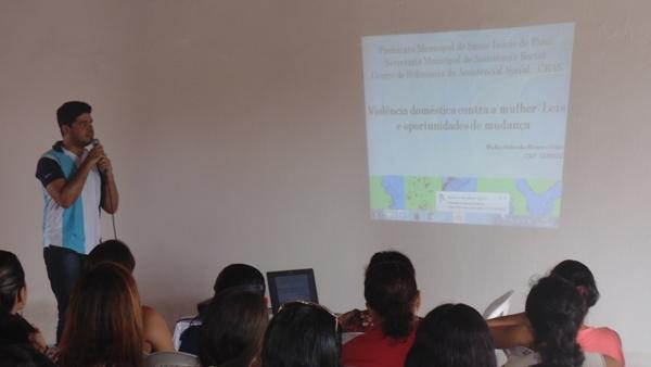 Dia da mulher é comemorado com palestras e momentos de beleza  - Imagem 9