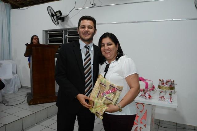 Prefeitura e Câmara realizaram Homenagem as Mulheres - Imagem 87