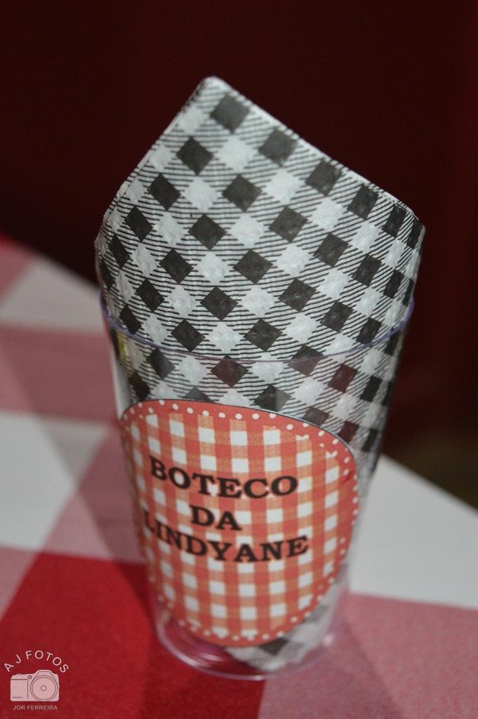 Amigas realizam aniversário surpresa para Secretária da SEMTAS. - Imagem 5