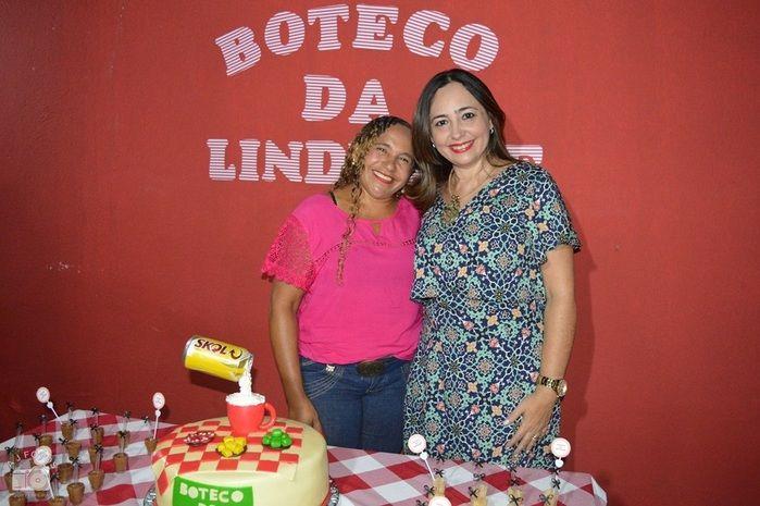 Amigas realizam aniversário surpresa para Secretária da SEMTAS. - Imagem 22