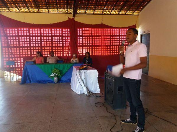 Alunos participam de palestra sobre semana santa  - Imagem 16