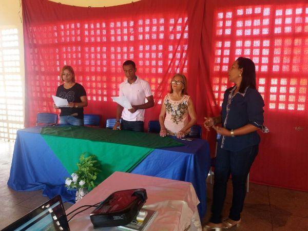 Alunos participam de palestra sobre semana santa  - Imagem 8