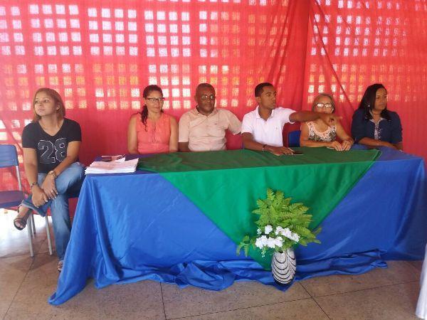 Alunos participam de palestra sobre semana santa  - Imagem 14