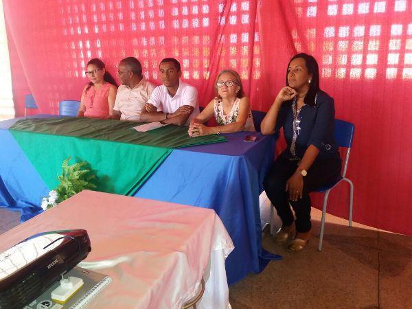 Alunos participam de palestra sobre semana santa  - Imagem 26