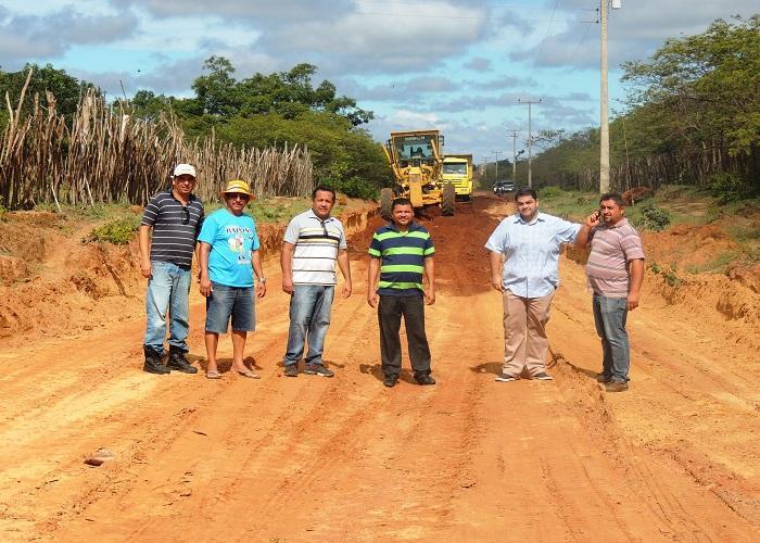 Município recupera estradas da zona rural de Pedro II - Imagem 41