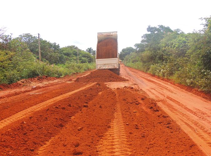 Município recupera estradas da zona rural de Pedro II - Imagem 25