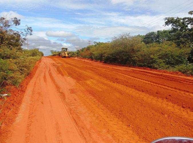 Município recupera estradas da zona rural de Pedro II - Imagem 23