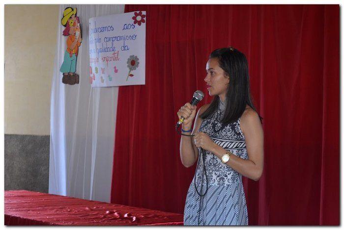 Secretaria Municipal de Educação entrega livros didáticos  - Imagem 22