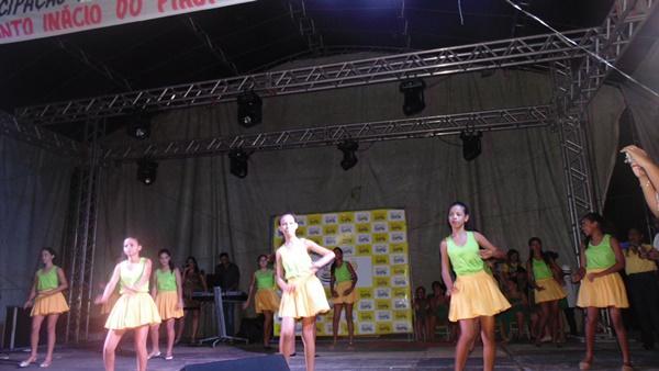 Competições e apresentação marca mais uma noite de evento   - Imagem 11