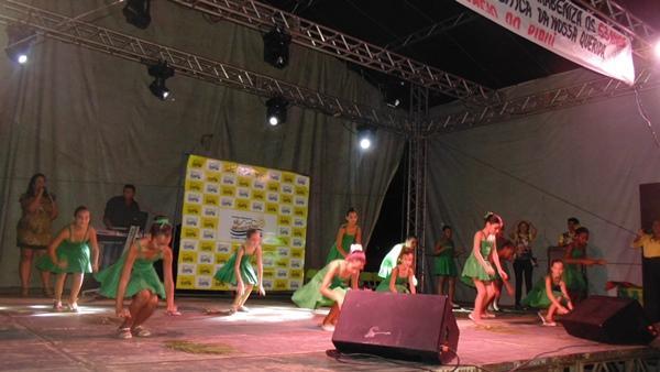 Competições e apresentação marca mais uma noite de evento   - Imagem 20