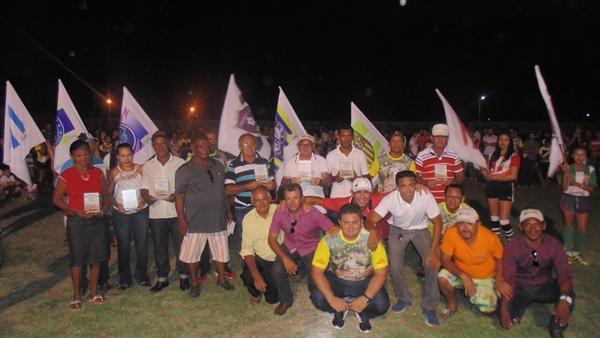 Ex- atletas são homenageados durante aniversário da cidade - Imagem 10