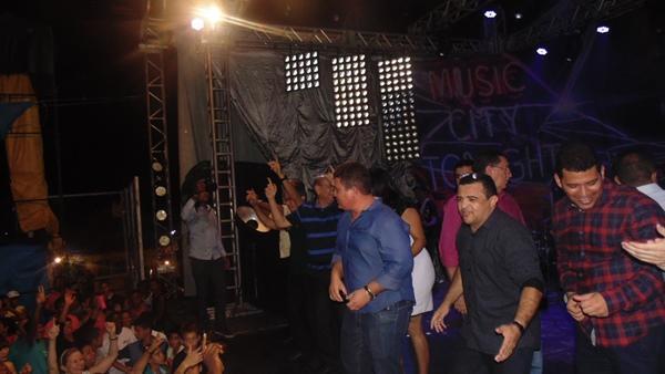 Show com Vicente Nery encerra programação de aniversário da cidade - Imagem 17