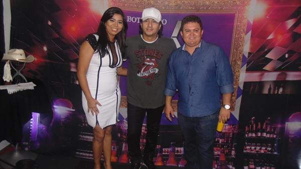 Show com Vicente Nery encerra programação de aniversário da cidade - Imagem 8