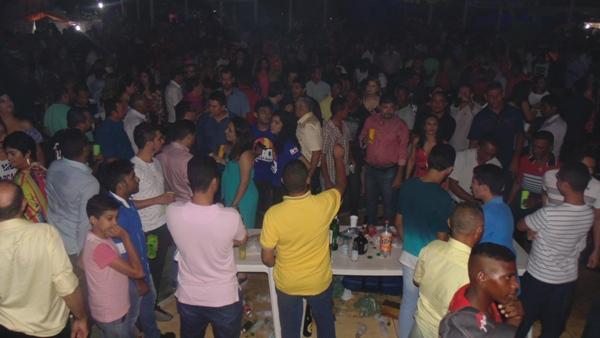 Veja fotos do show de Vicente Nery em Santo Inácio   - Imagem 6