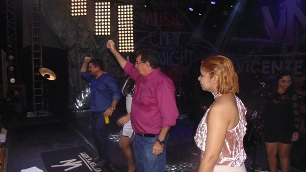 Veja fotos do show de Vicente Nery em Santo Inácio   - Imagem 30