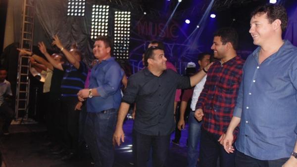 Veja fotos do show de Vicente Nery em Santo Inácio   - Imagem 57